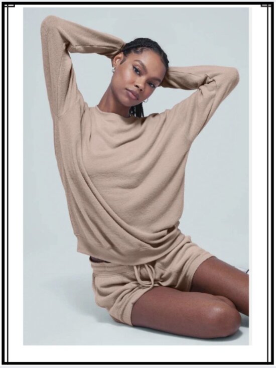 ALO Soho Pullover - Picture 2 of 6